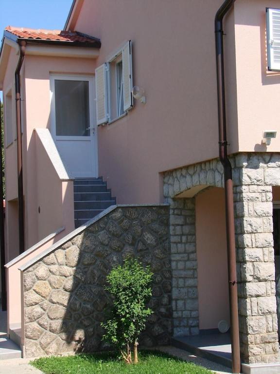 Premium Apartment Near Center And Beach With Parking Krk Town Exterior foto
